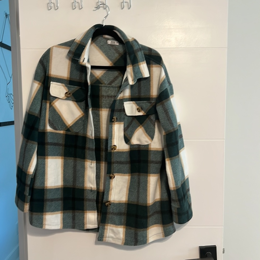 fleece plaid shacket - Picture 2 of 5
